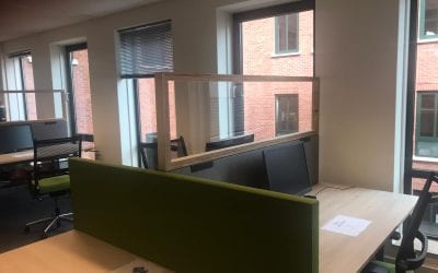 Akoestiek in combinatie met Corona-scherm